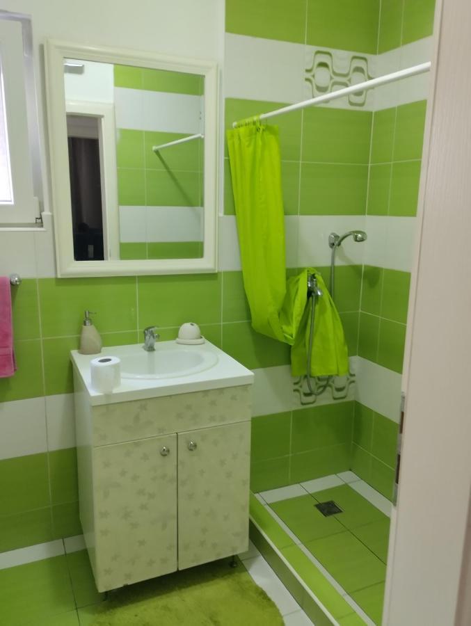 Apartman All Seasons Hotonj Extérieur photo