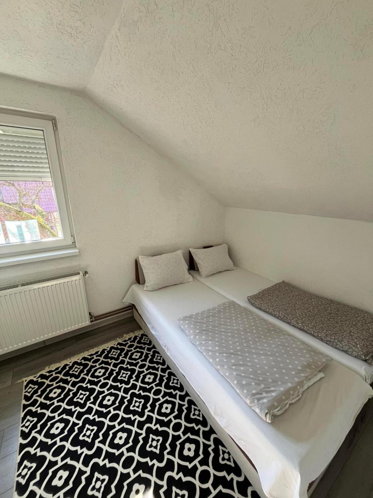 Apartman All Seasons Hotonj Extérieur photo